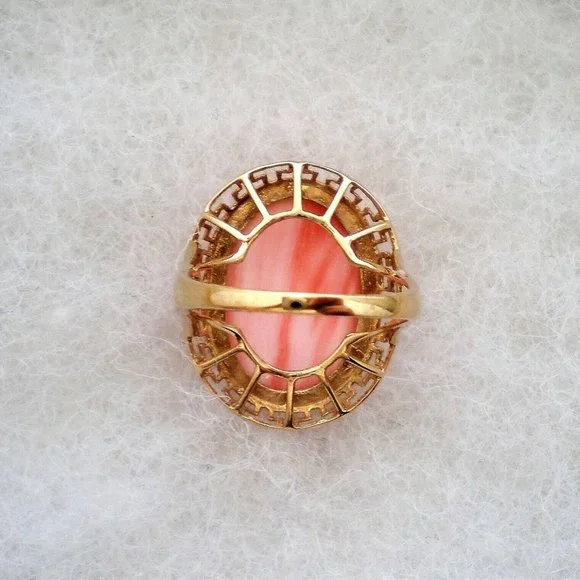 Vintage Designer 14K Gold Carved Angel Skin Pink Coral Rose Flower Cameo Ring